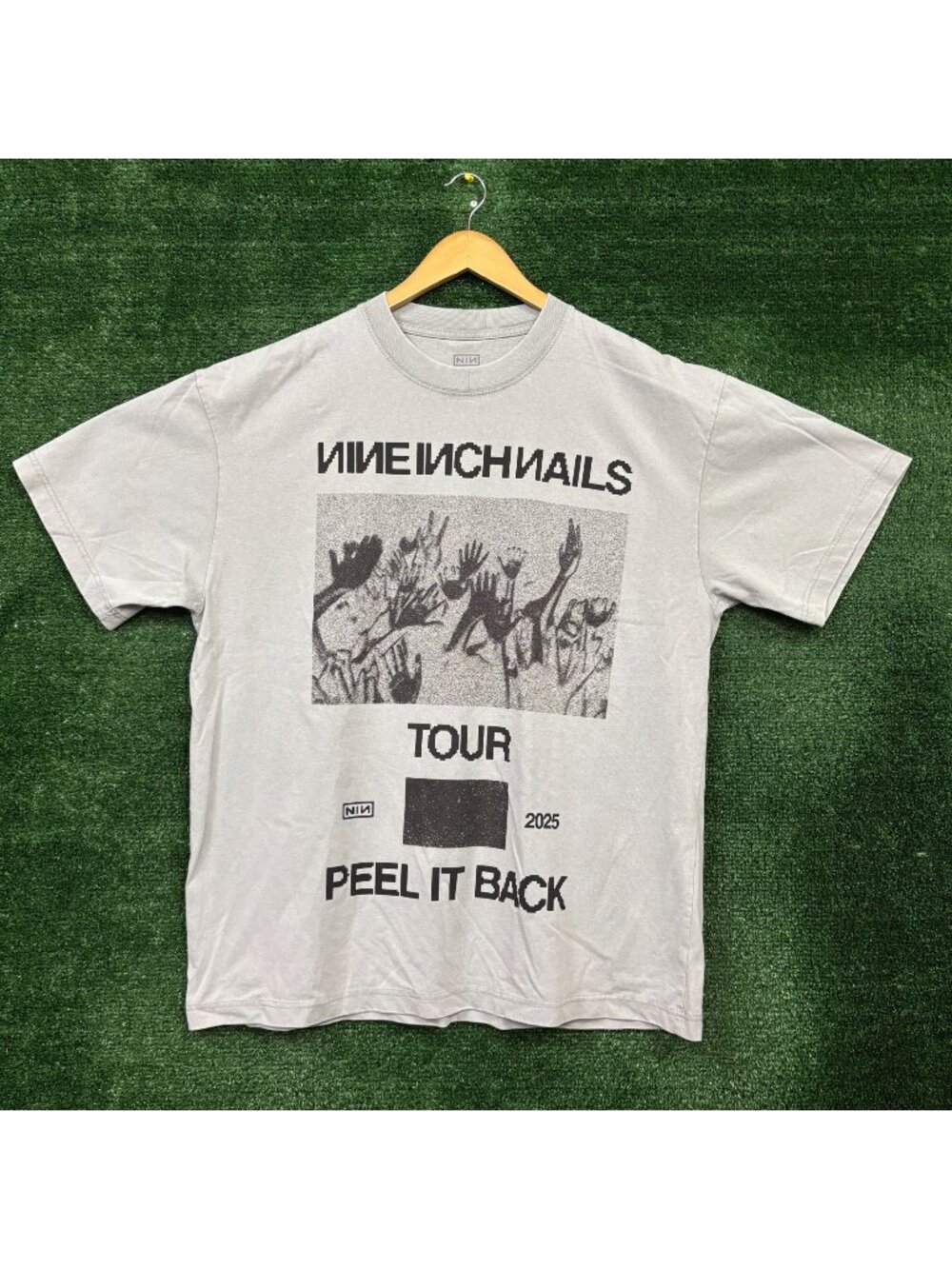 Nine Inch Nails Peel It Back Tour T-Shirt Size Extra Large